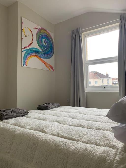 Central 2 Bed Flat. Free Parking Бристол Екстериор снимка